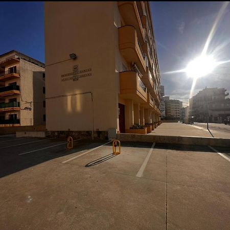 Sunsetmare Vacational Apartment Rosas Exteriör bild