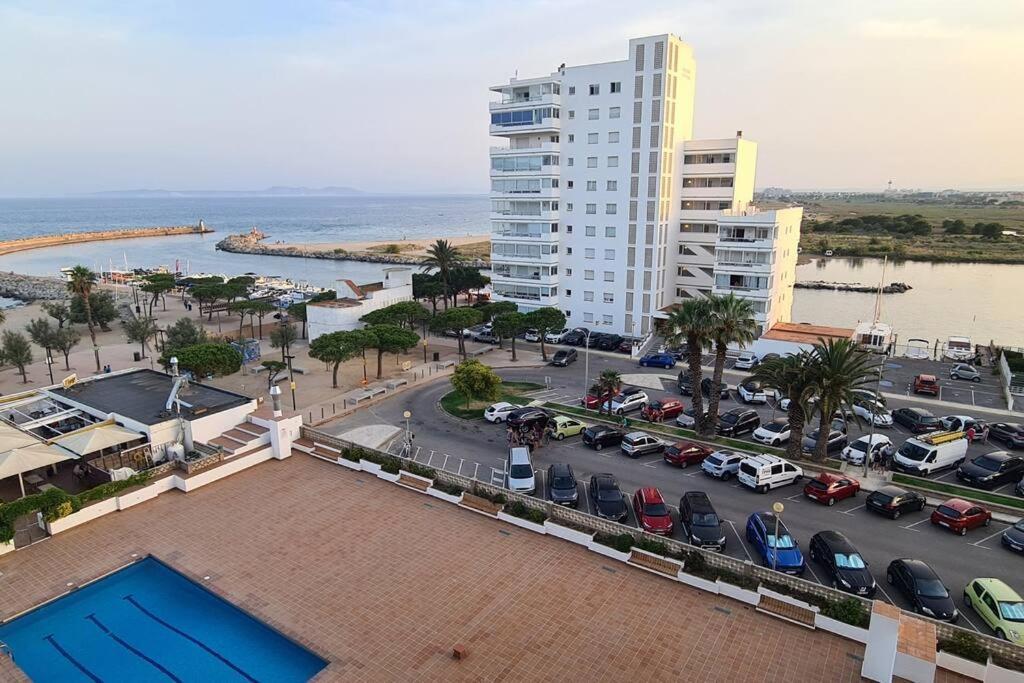 Sunsetmare Vacational Apartment Rosas Exteriör bild